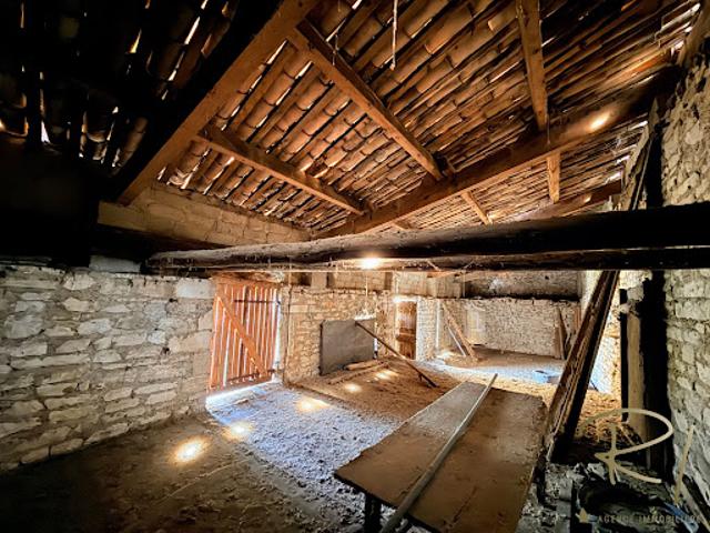 Vente Maison 7 pièces 112 m2 Barjac