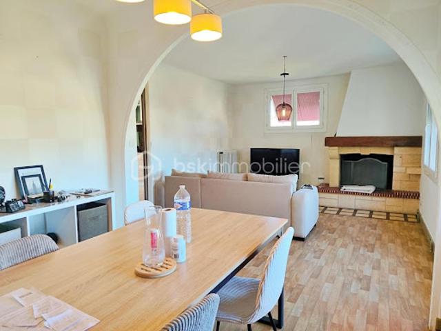Vente Maison 7 pièces 112 m2 Gourdon