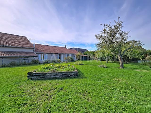 Vente Maison 7 pièces 125 m2 Remilly