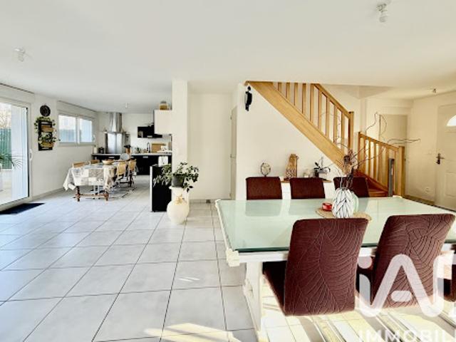 Vente Maison 7 pièces 126 m2 L'Huisserie