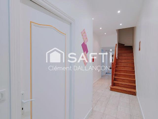 Vente Maison 7 pièces 126 m2 Saint Quentin