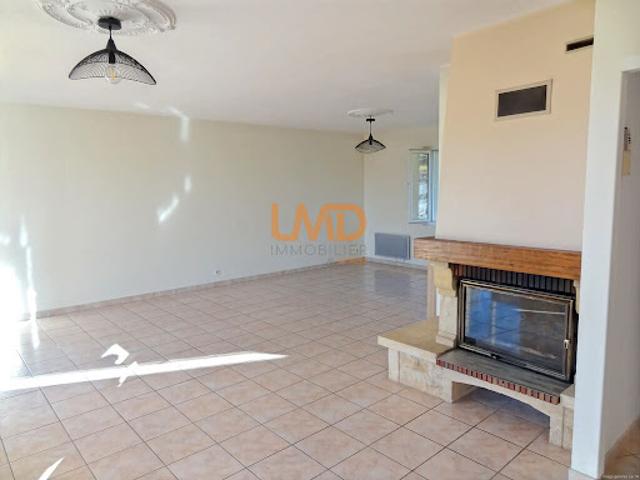 Vente Maison 7 pièces 127 m2 Saint Louis en l'Isle