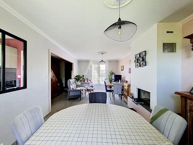 Vente Maison 7 pièces 128 m2 Montreuil Juigné