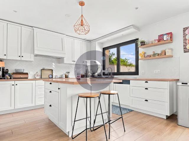 Vente Maison 7 pièces 128 m2 L'hay les roses