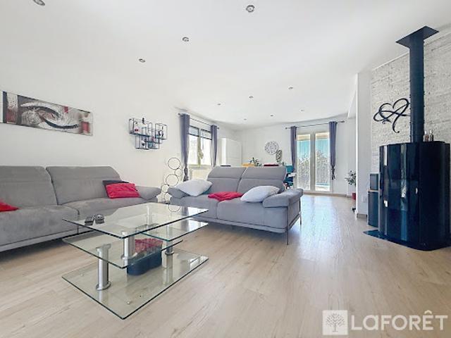 Vente Maison 7 pièces 129 m2 Bourgoin Jallieu