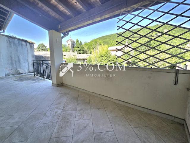 Vente Maison 7 pièces 120 m2 Combovin