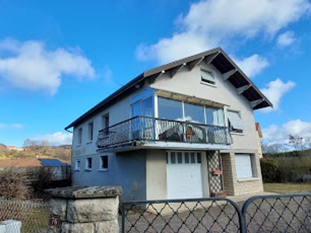 Vente Maison 7 pièces 120 m2 Cour et Buis