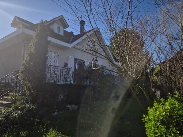 Vente Maison 7 pièces 120 m2 Gieres