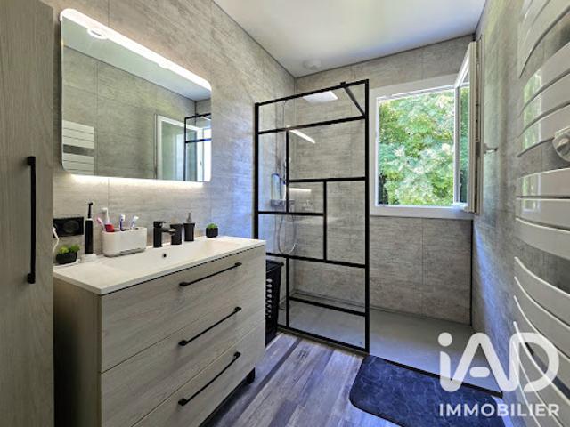 Vente Maison 7 pièces 120 m2 Saint Jean les Deux Jumeaux