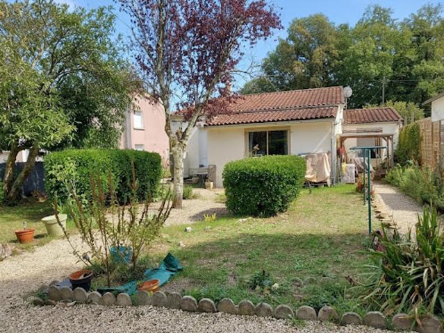 Vente Maison 7 pièces 123 m2 Jonzac