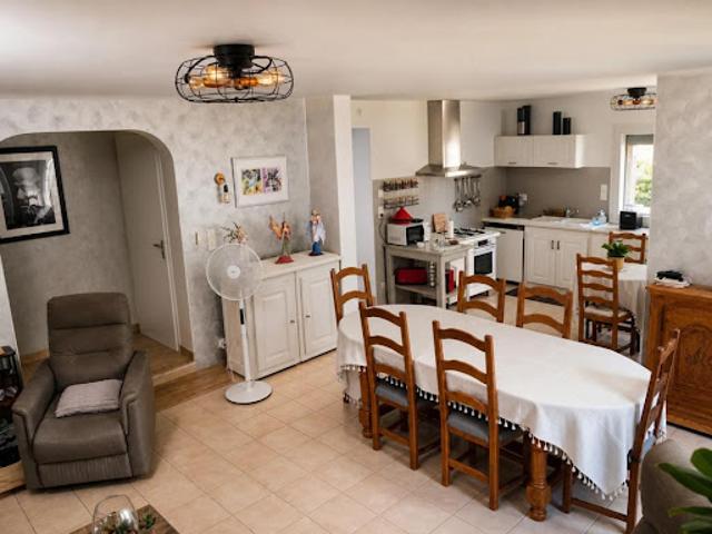 Vente Maison 7 pièces 123.94 m2 Beaumarchés