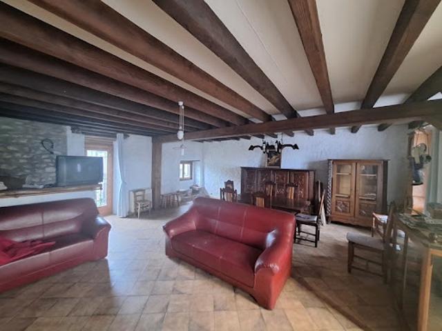 Vente Maison 7 pièces 134 m2 Colombier