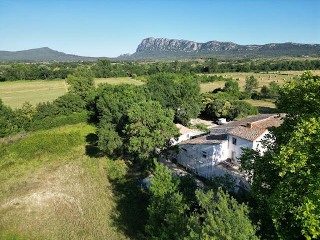 Vente Maison 7 pièces 135 m2 Mas de Londres