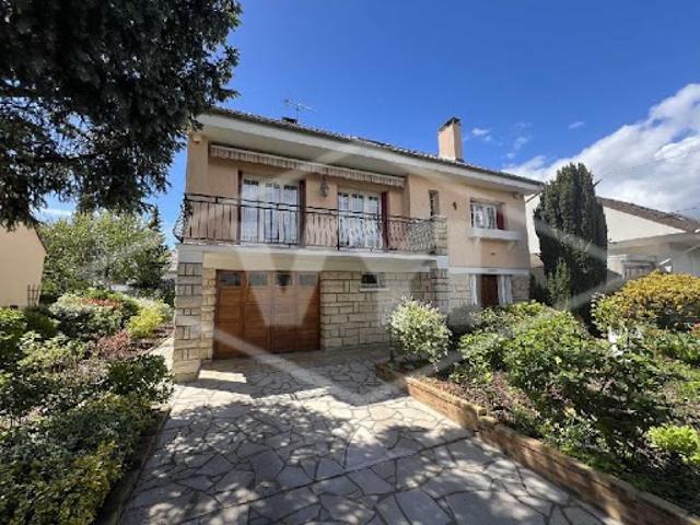 Vente Maison 7 pièces 135 m2 Combs la Ville