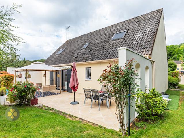 Vente Maison 7 pièces 135 m2 Guerville