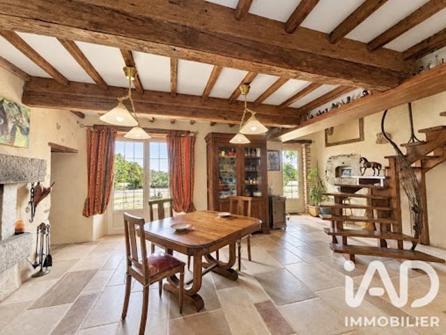 Vente Maison 7 pièces 135 m2 La Roche en Brenil