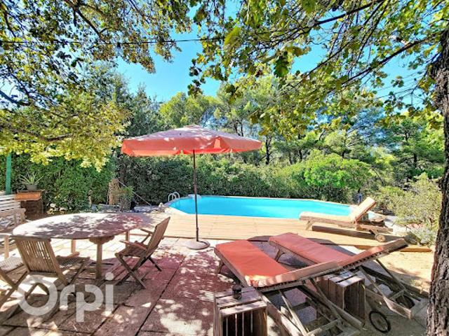 Vente Maison 7 pièces 135 m2 Le Beausset