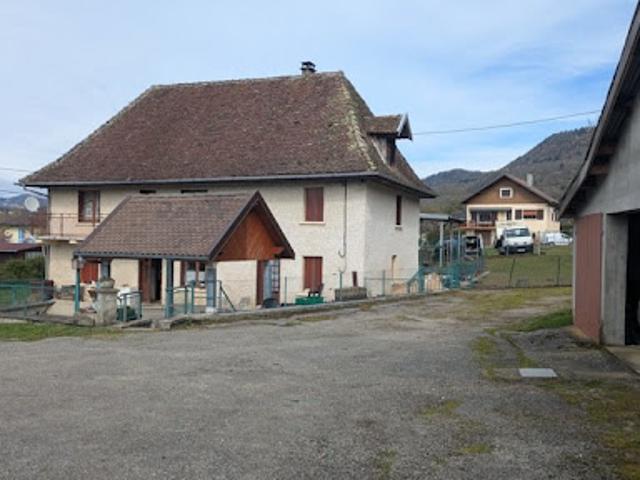 Vente Maison 7 pièces 135 m2 Saint Béron