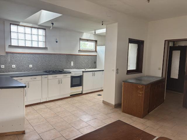 Vente Maison 7 pièces 135 m2 Solesmes