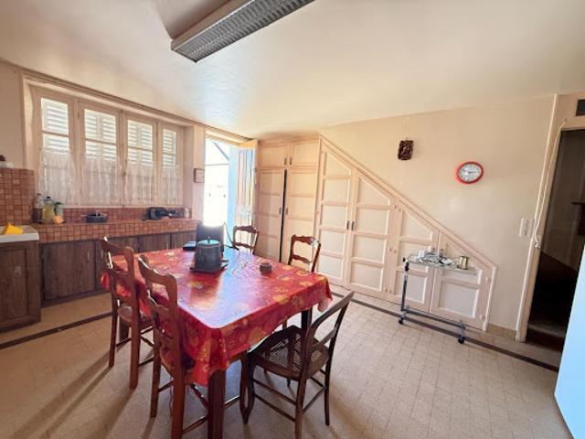 Vente Maison 7 pièces 136 m2 Bazelat