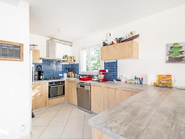 Vente Maison 7 pièces 136 m2 Lampaul Guimiliau