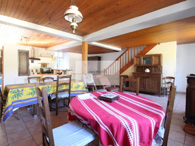Vente Maison 7 pièces 136 m2 Plaisance