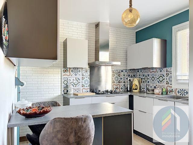 Vente Maison 7 pièces 136.53 m2 Les Herbiers
