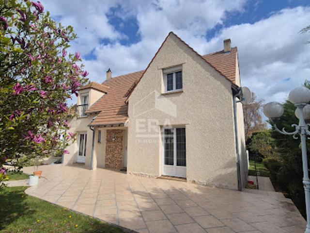 Vente Maison 7 pièces 137 m2 Brie Comte Robert