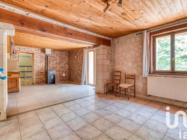 Vente Maison 7 pièces 137 m2 Crepy en valois