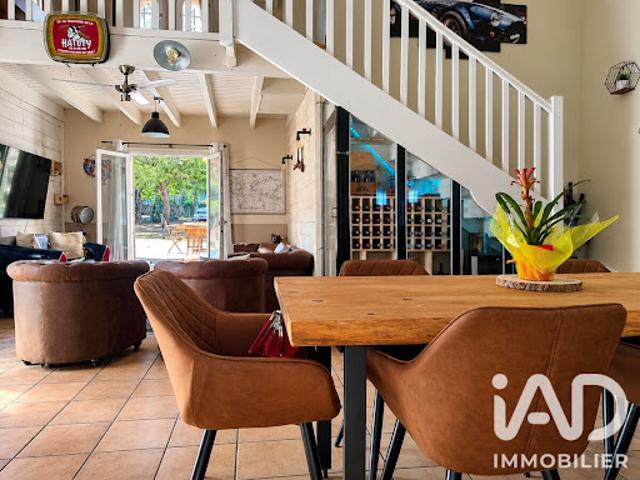 Vente Maison 7 pièces 137 m2 Saint Aigulin