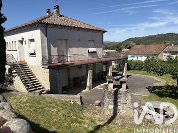 Vente Maison 7 pièces 137 m2 Saint Sernin