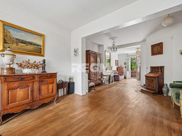 Vente Maison 8 pièces 137 m2 Sceaux