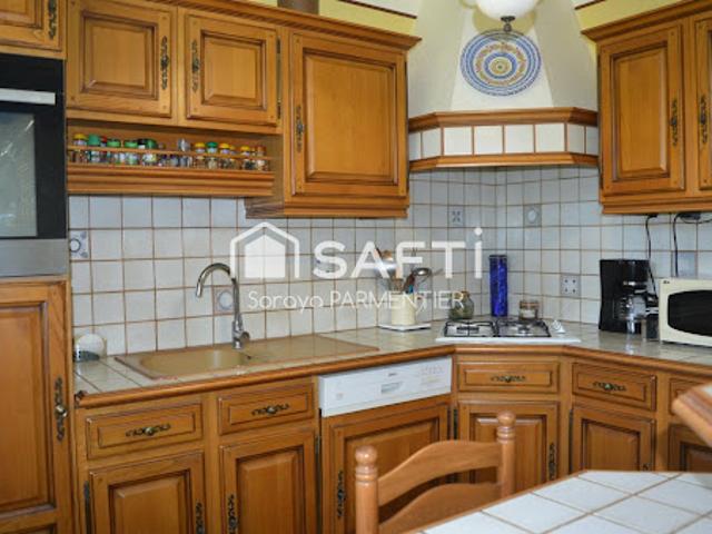 Vente Maison 7 pièces 138 m2 Aux Marais