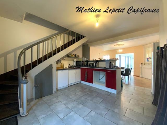 Vente Maison 7 pièces 138 m2 Coulaures
