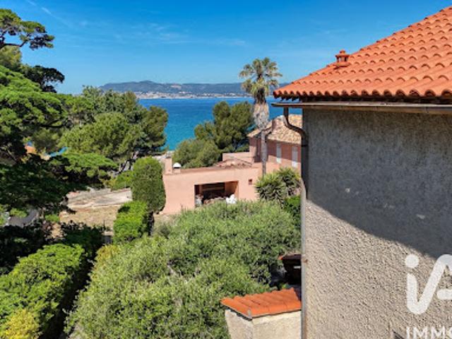 Vente Maison 7 pièces 138 m2 Saint Cyr sur Mer