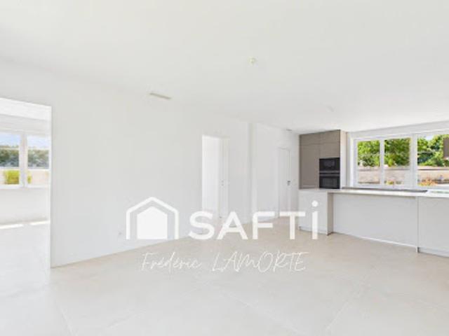 Vente Maison 7 pièces 138 m2 Sainte Soulle