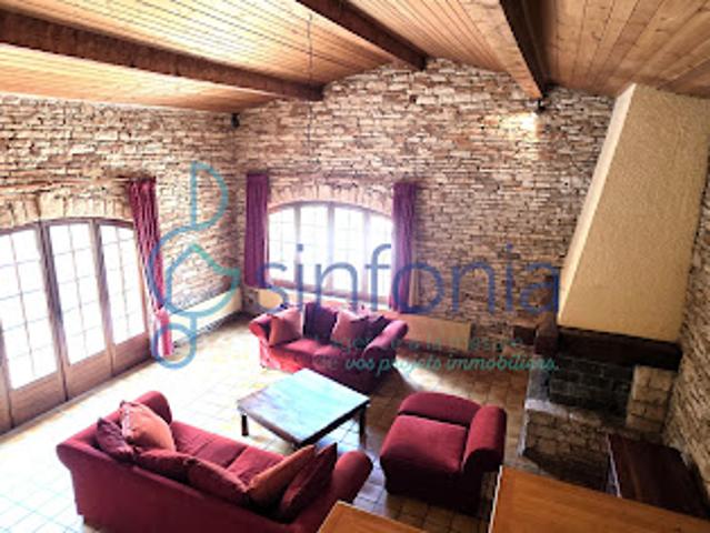 Vente Maison 7 pièces 130 m2 Méjannes le Clap