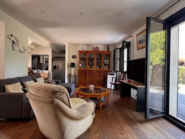 Vente Maison 7 pièces 130 m2 La Queue en Brie