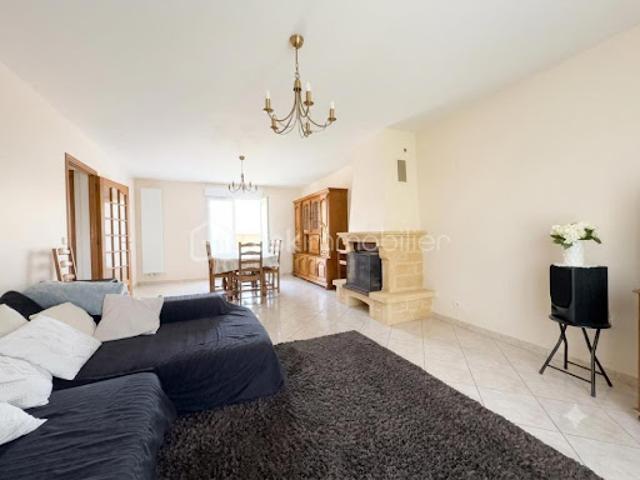 Vente Maison 7 pièces 130 m2 Roissy en Brie