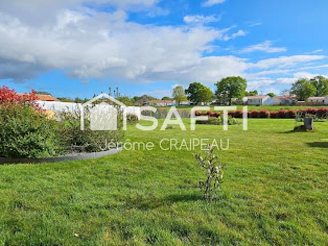 Vente Maison 7 pièces 130 m2 Saint Avaugourd des Landes