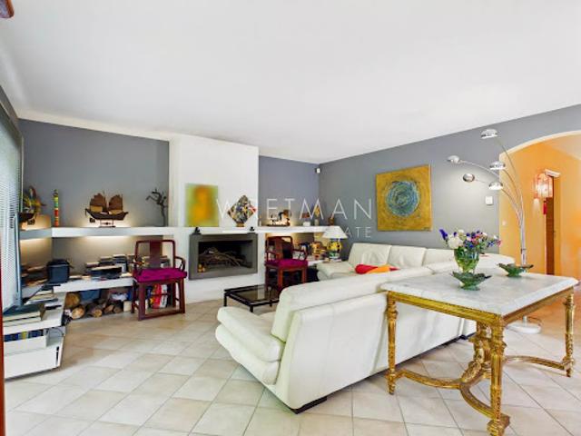 Vente Maison 7 pièces 130 m2 Tourtour