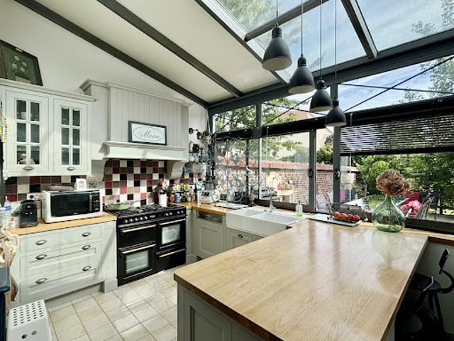 Vente Maison 7 pièces 131 m2 Auneuil
