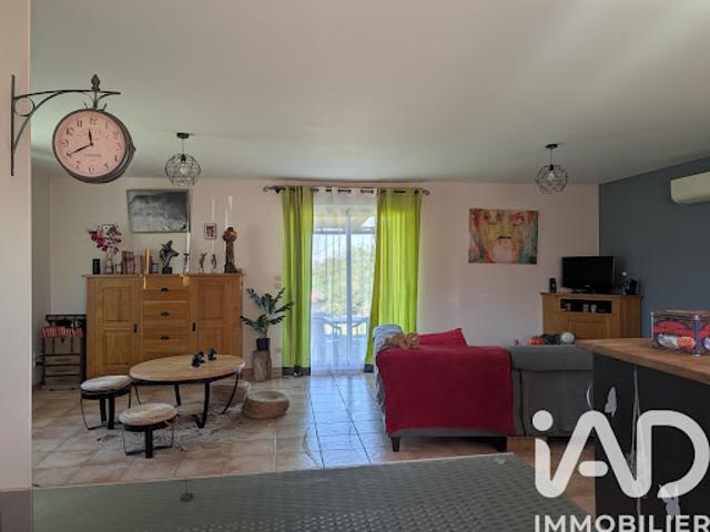 Vente Maison 7 pièces 131 m2 Galapian