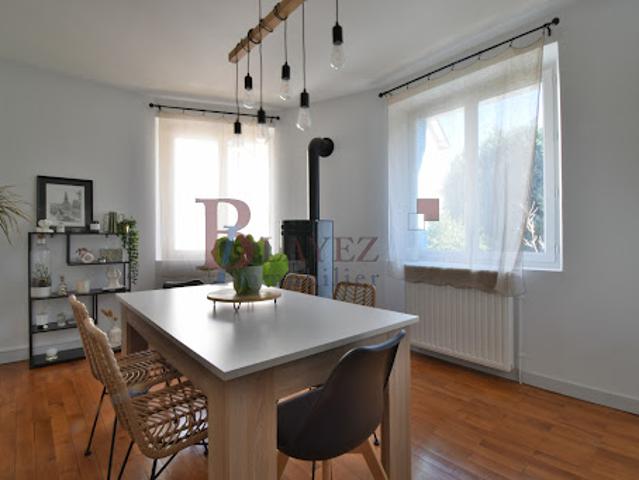 Vente Maison 7 pièces 132.84 m2 Ussel
