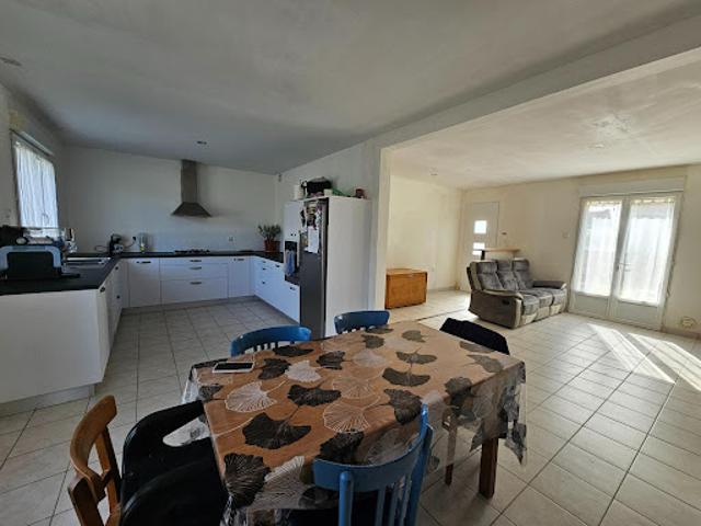 Vente Maison 7 pièces 133 m2 Crédin