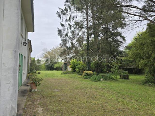 Vente Maison 7 pièces 133 m2 Saint André de Lidon