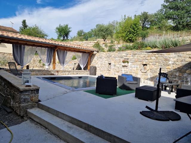Vente Maison 7 pièces 133 m2 Saint Paul le Jeune