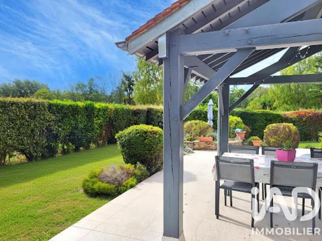 Vente Maison 7 pièces 133 m2 Santeuil