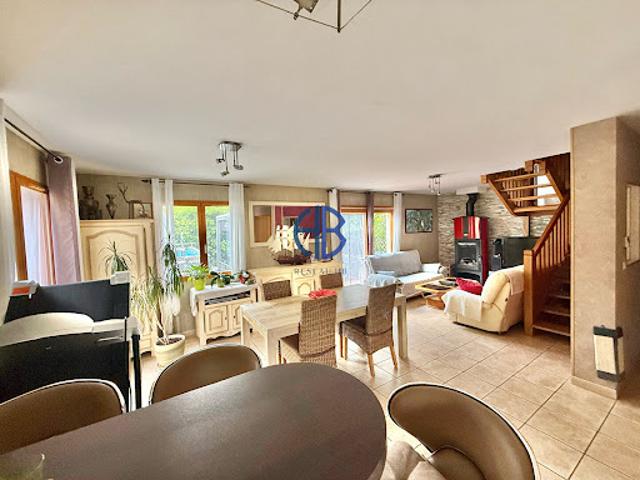 Vente Maison 7 pièces 144 m2 Chirens