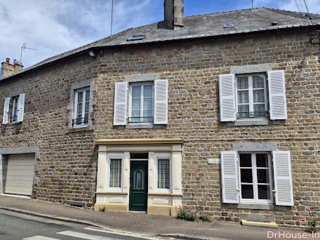 Vente Maison 7 pièces 144 m2 Gorron